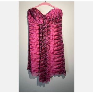 Express Sz 2 Adorable Strapless Cocktail Dress Flowy Pleats Pinks Purples
